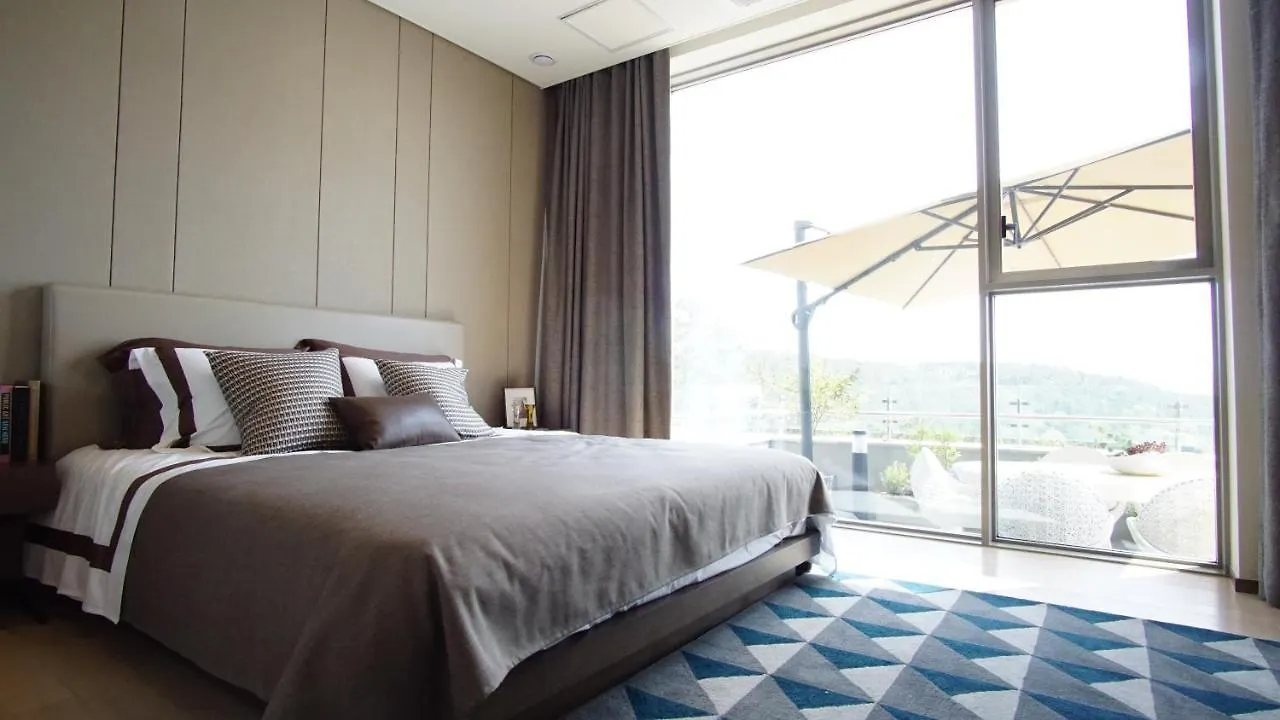 Haeundae Beach Golf & Resort Pusan 0*,