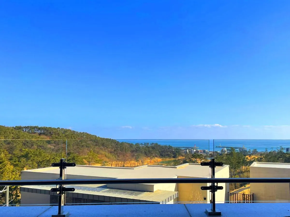 Haeundae Beach Golf & Resort Pusan